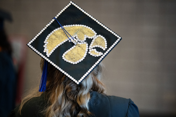 Graduation cap with Tigerhawk