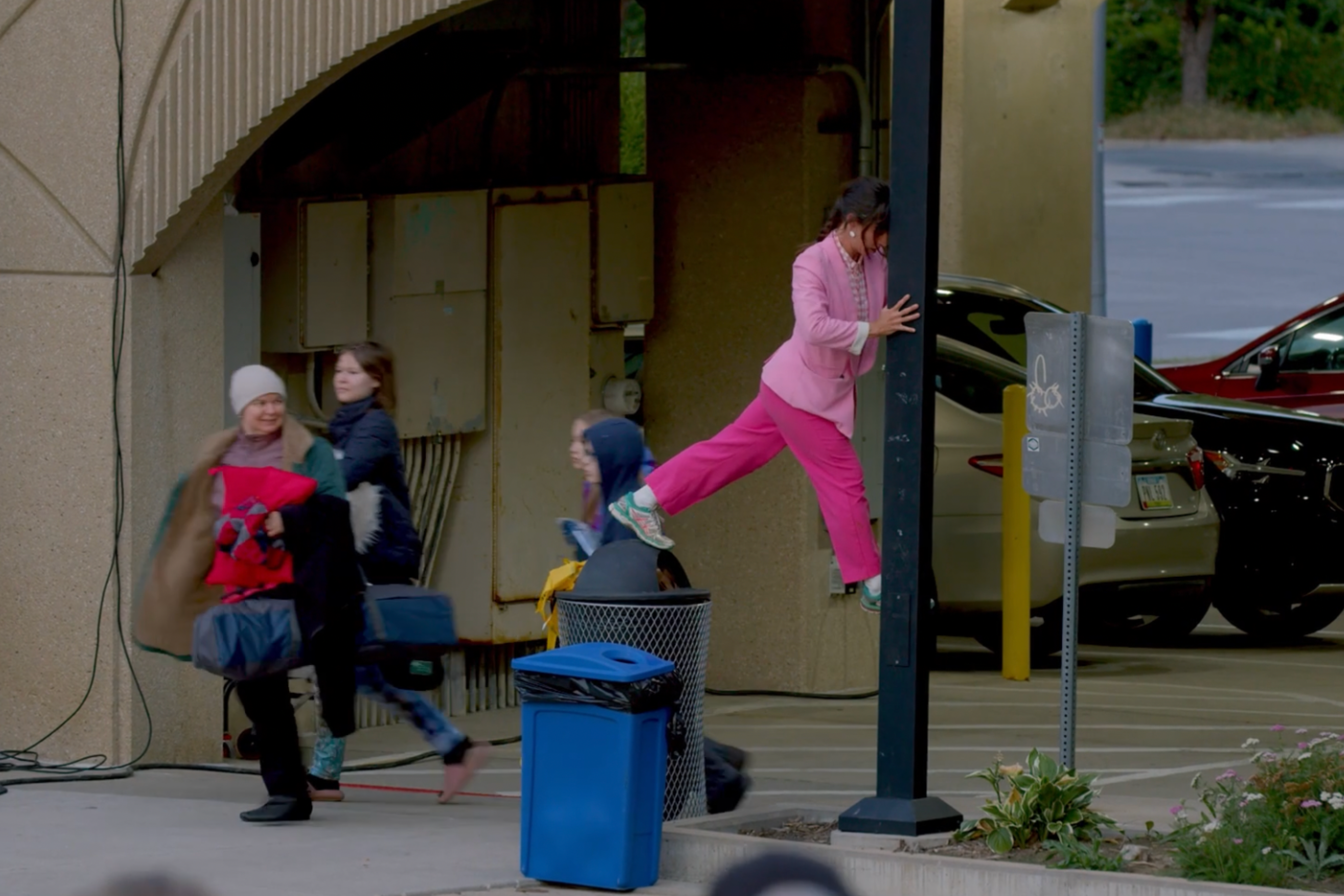 Stephanie Miracle dancing on the street